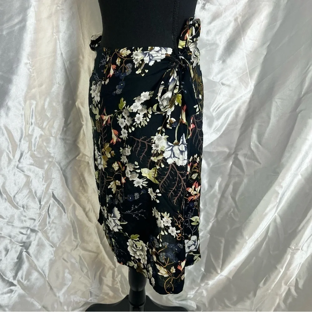 Black Floral Faux Wrap Short Skirt XS